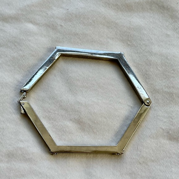 Tory Burch Hexagon Logo Hinged Bangle - Picture 8 of 10